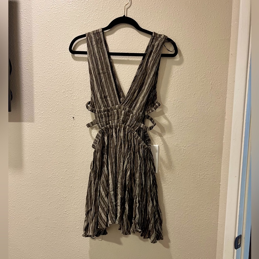 CUTE DRESS